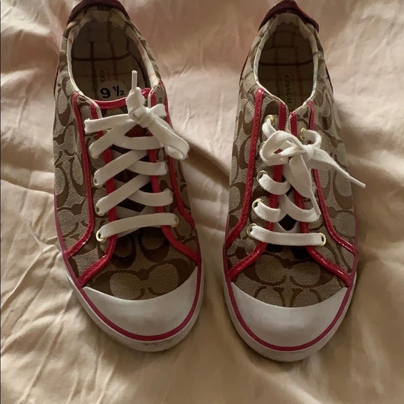 Coach Shoes - Picture 1 of 3